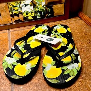 NWT Lemon Flip Flops